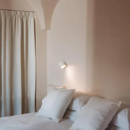 Ozio - Il Trullo Rosso فندق مبيت وإفطار