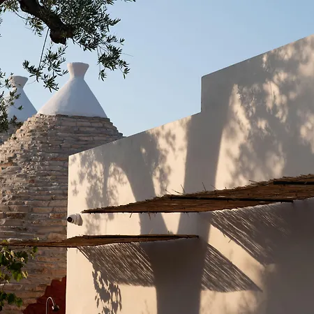 Ozio - Il Trullo Rosso 4*