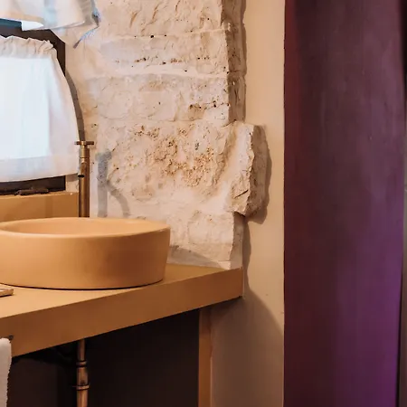 Frühstückspension Ozio - Il Trullo Rosso 4*
