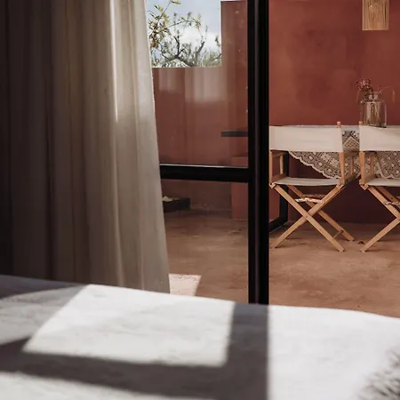 Frühstückspension Ozio - Il Trullo Rosso 4*